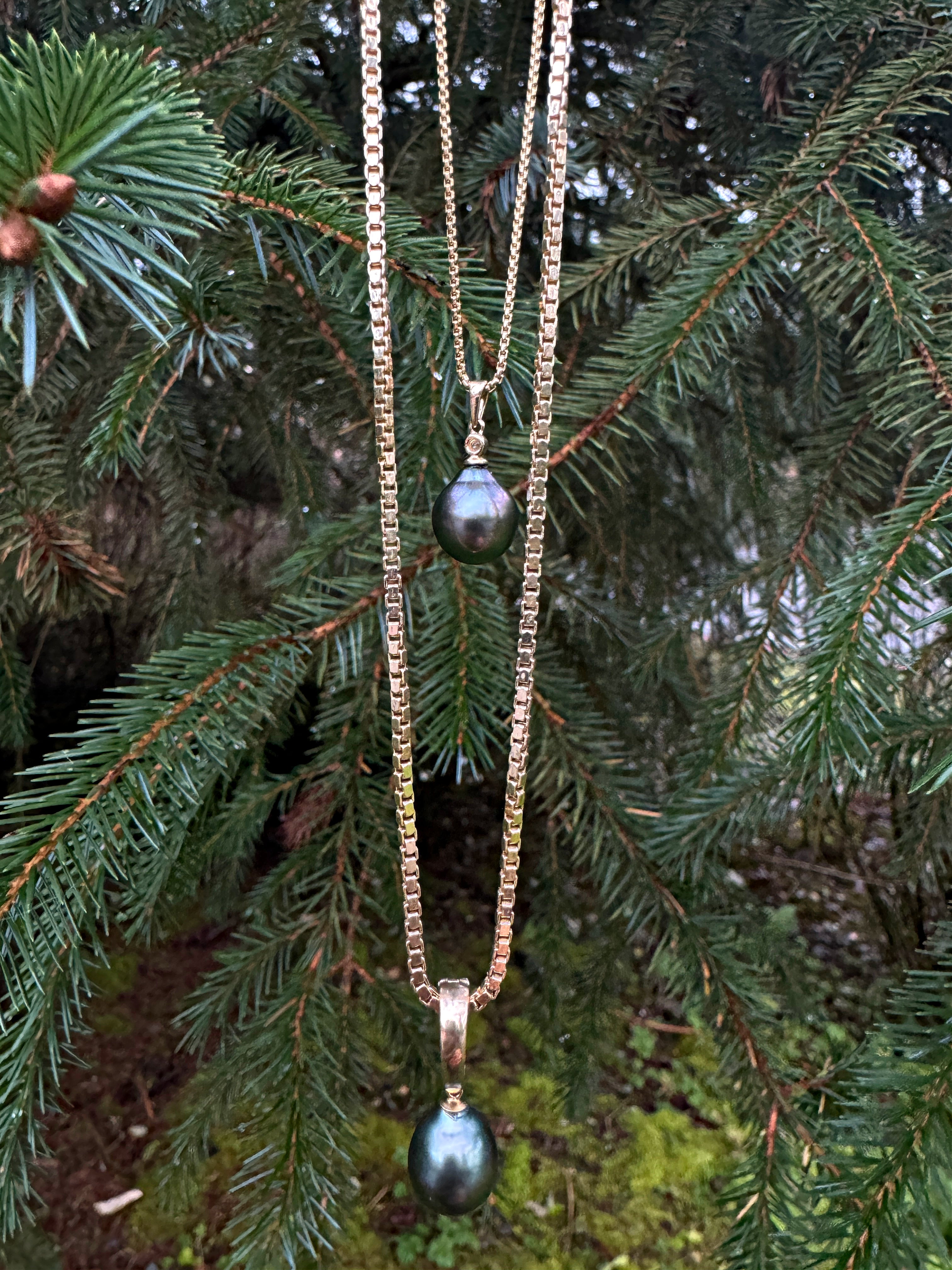 Tahitian Baroque Pearl Pendant