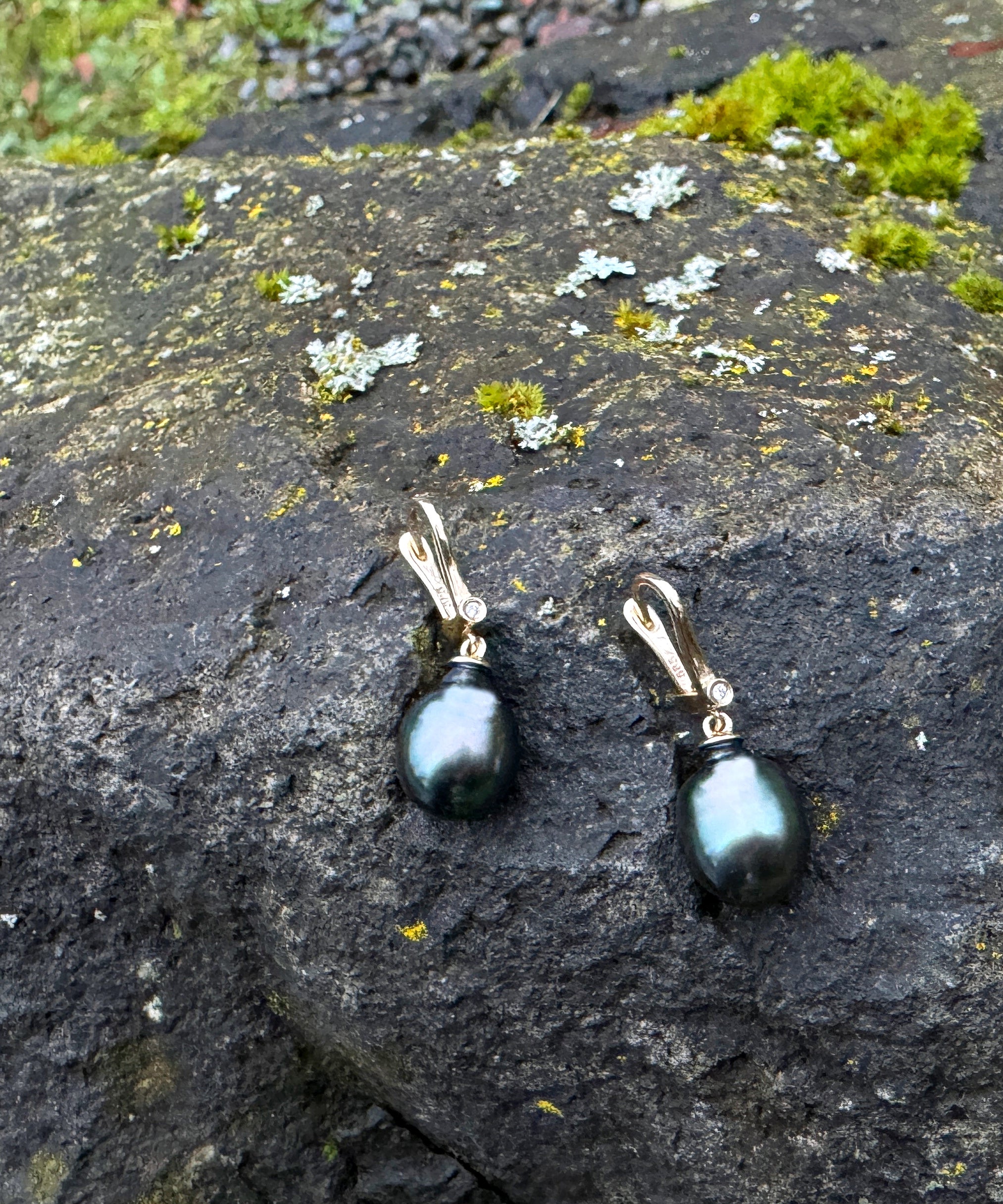 Tahitian Baroque Pearl Diamond Leverback Earrings