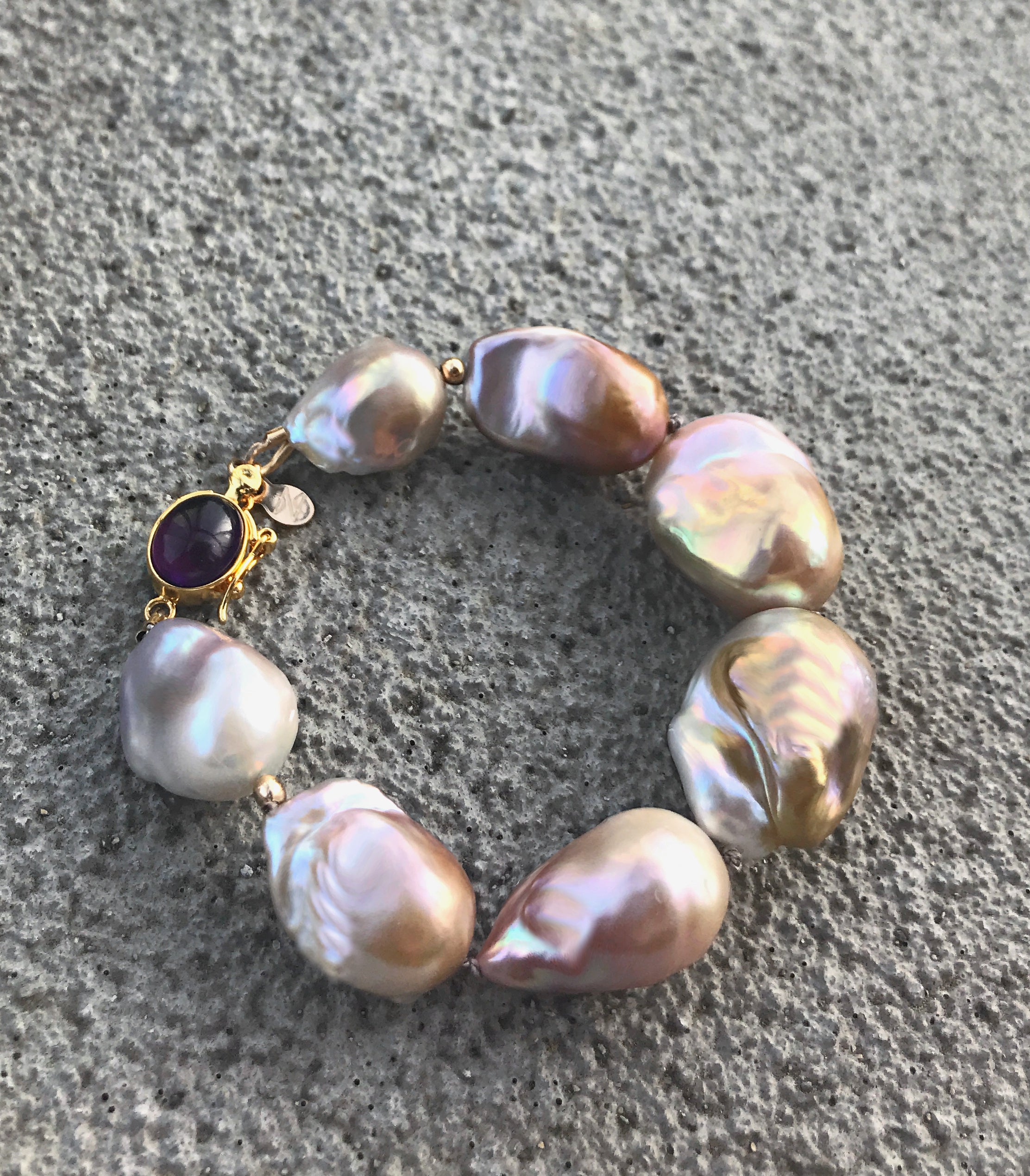 Orchidée Royale Baroque Hand-Knotted Bracelet