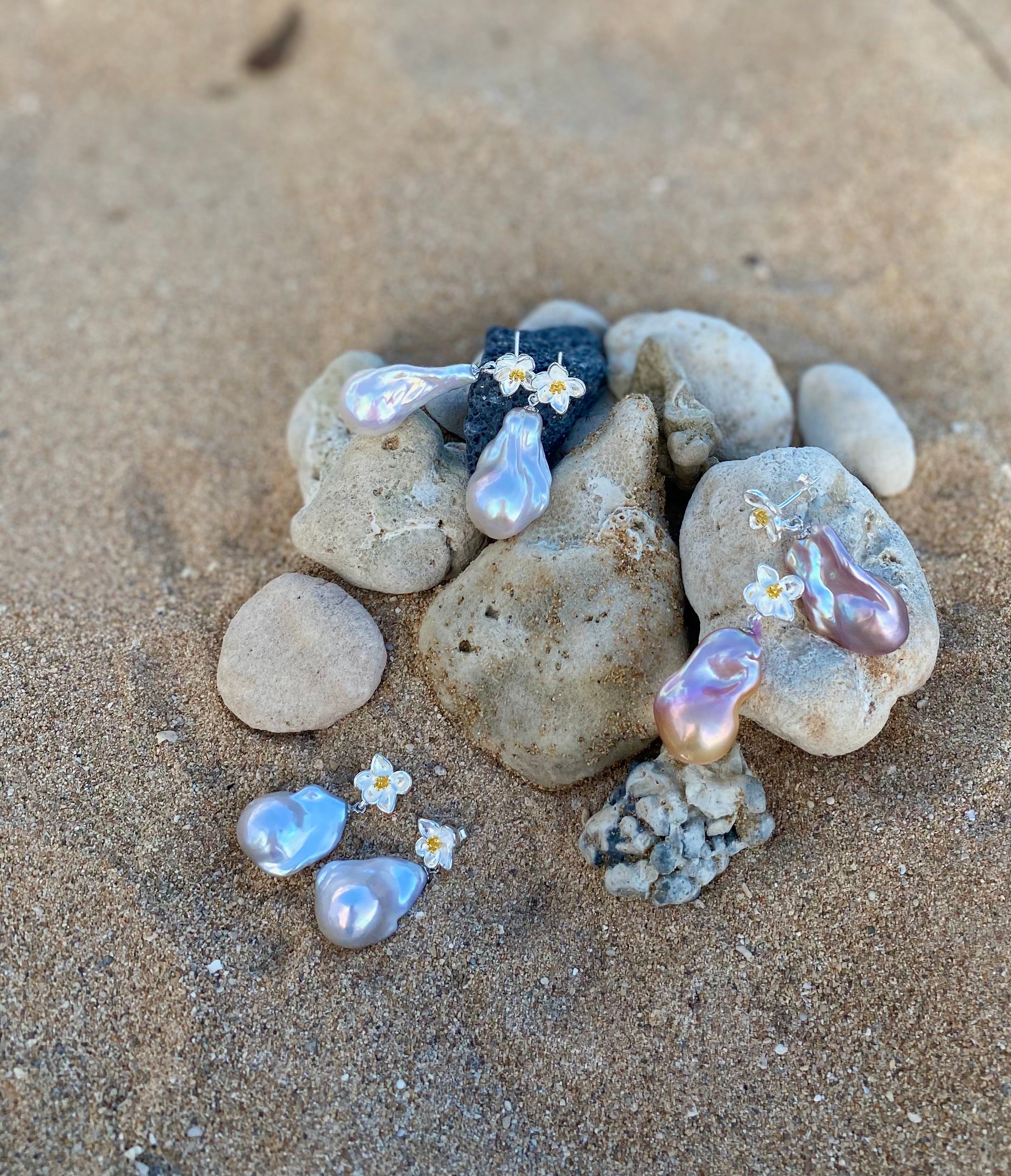 Gardenia Baroque Pearl Earrings