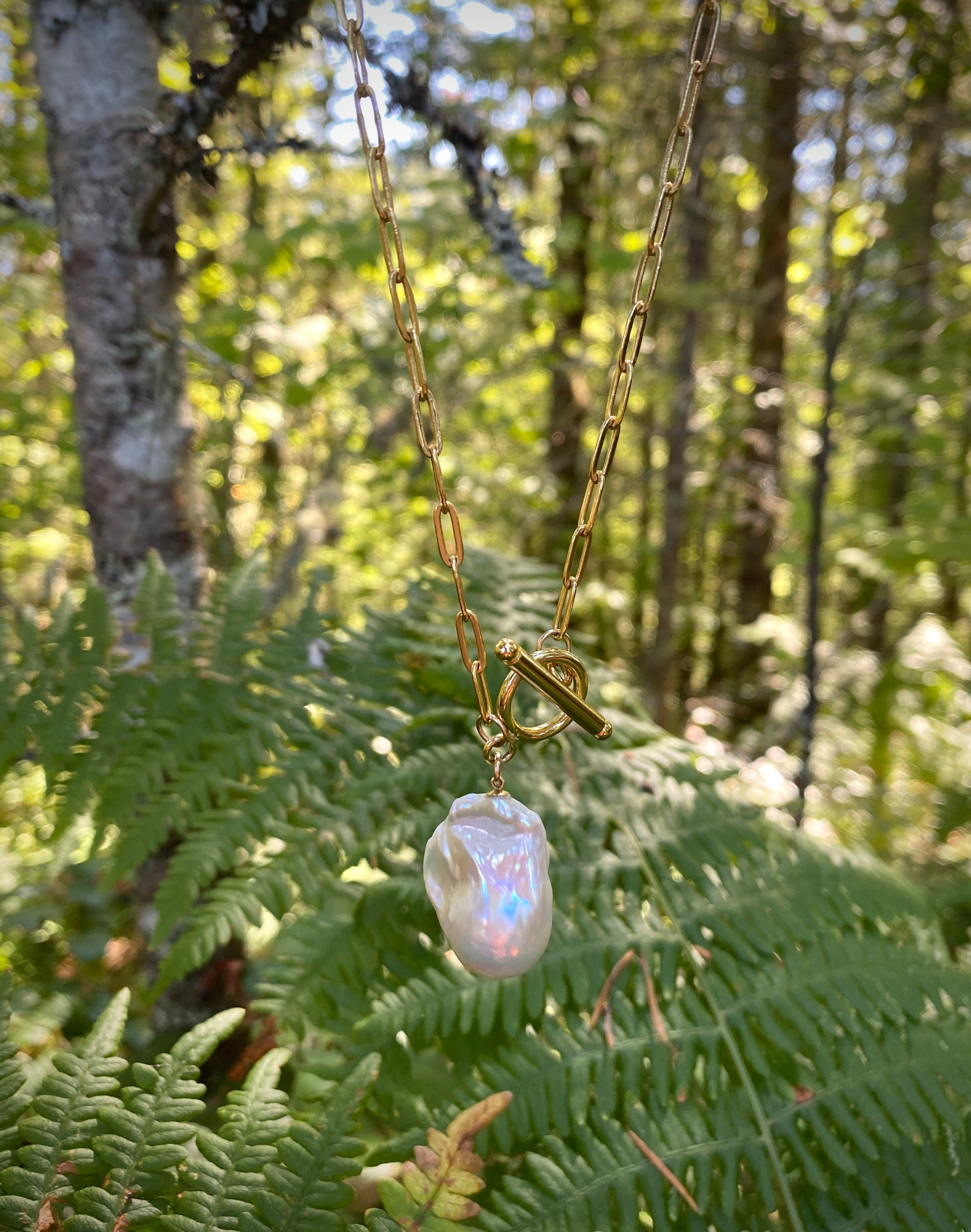 Baroque Pearl Cedar Toggle Chain Necklace