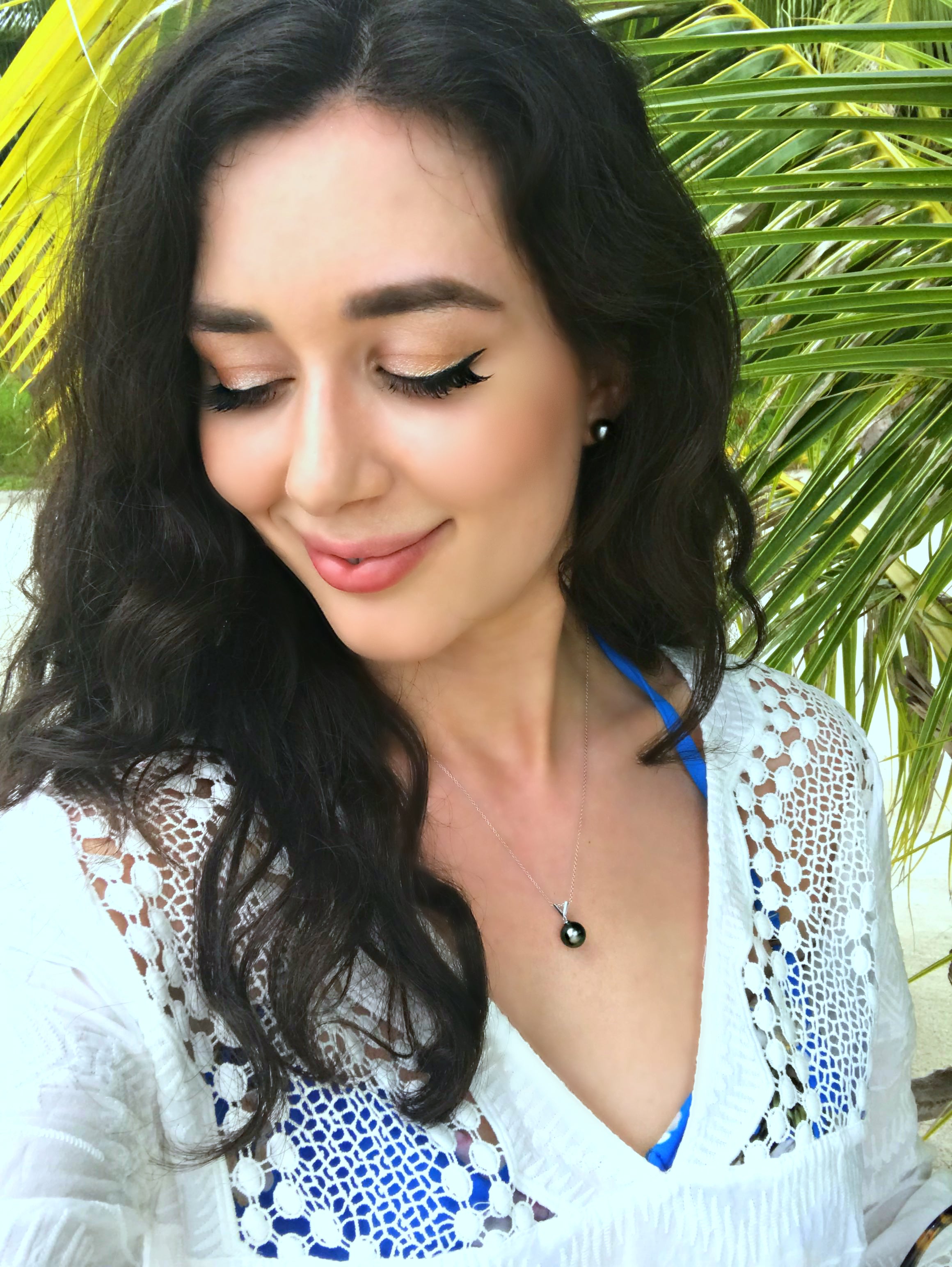 Tahitian Pearl 18kt White Gold Victory Pendant