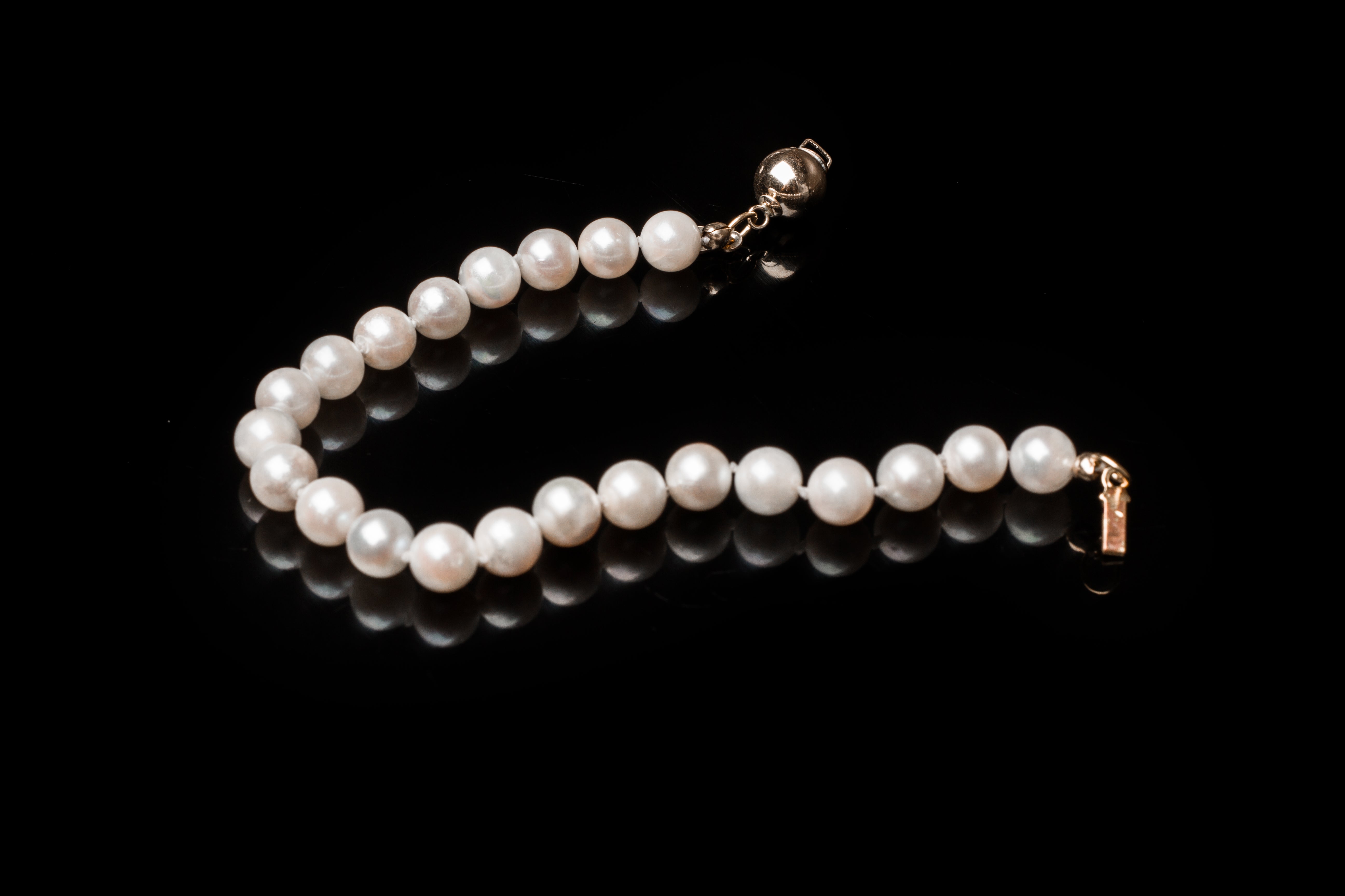 Akoya Hand Knotted Pearl Bracelet