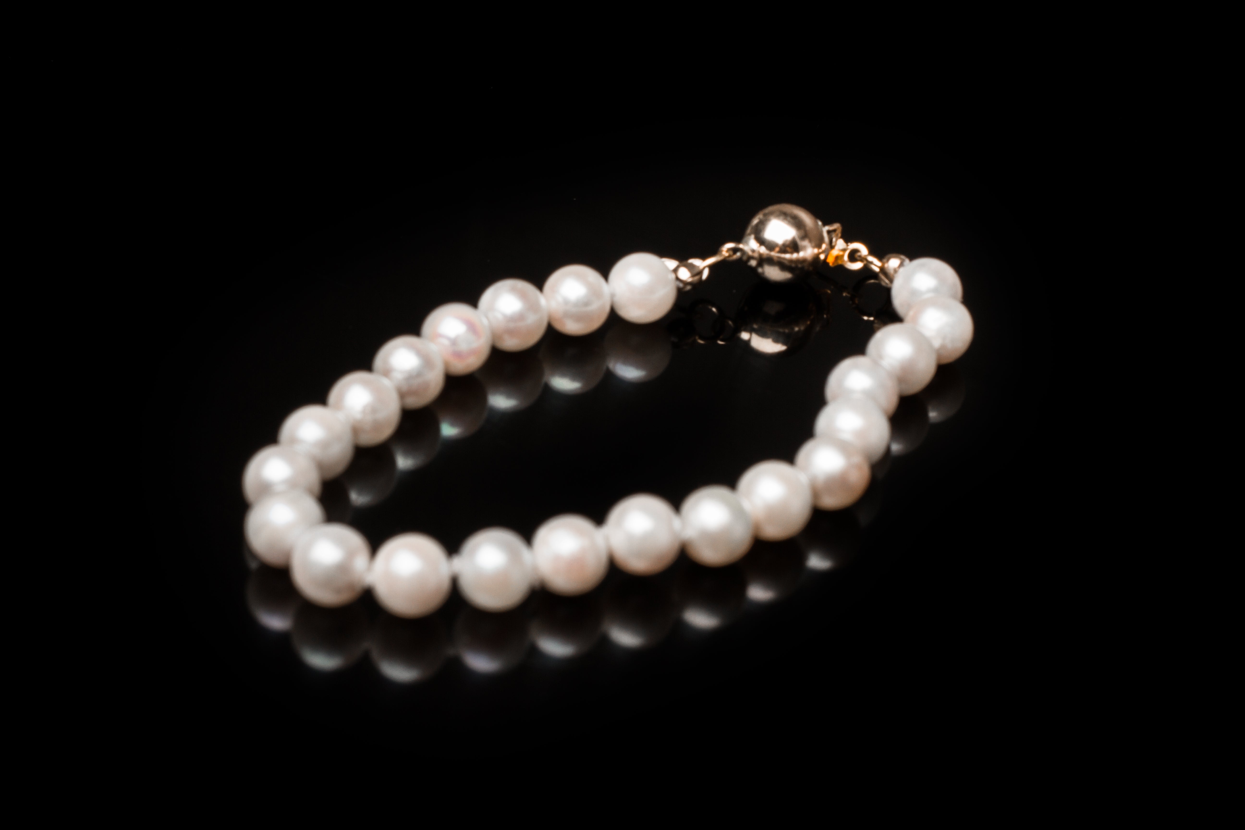 Akoya Hand Knotted Pearl Bracelet