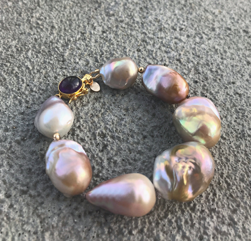 Orchidée Royale Baroque Hand-Knotted Bracelet