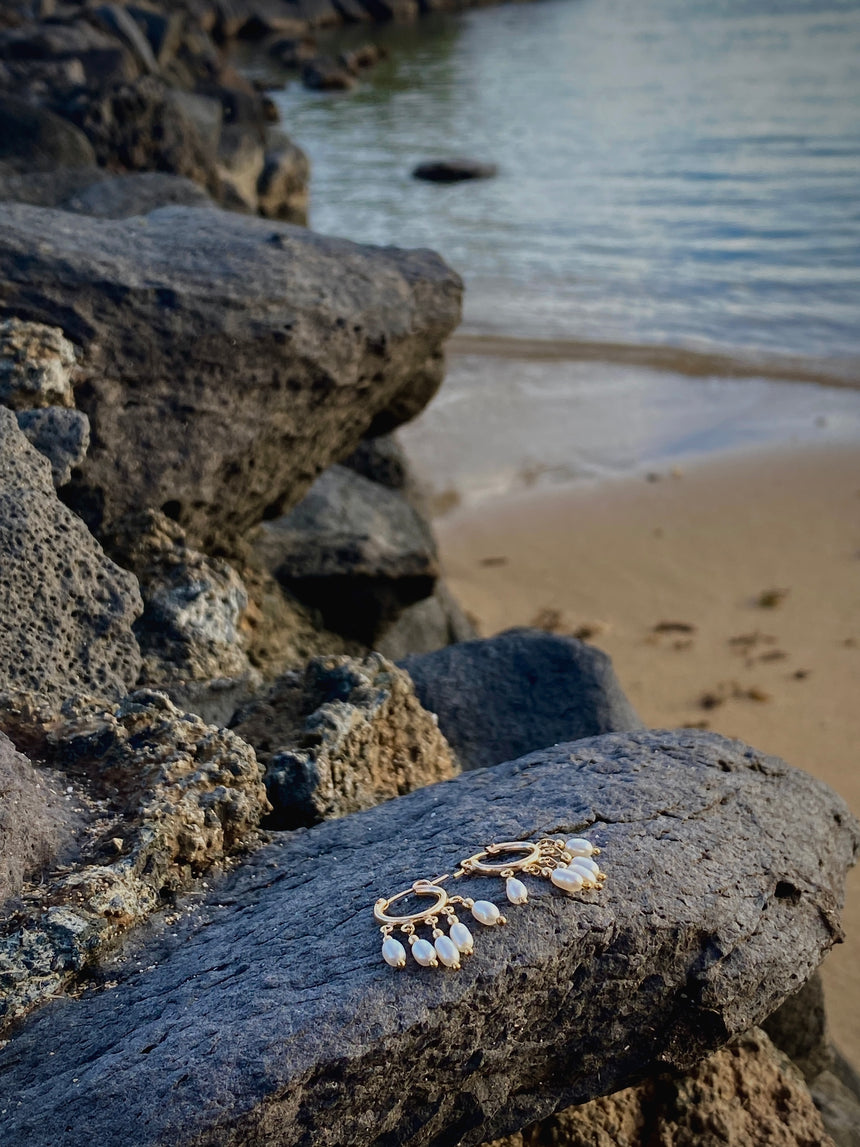 Snowflake Pearl Gold Hoop Earrings