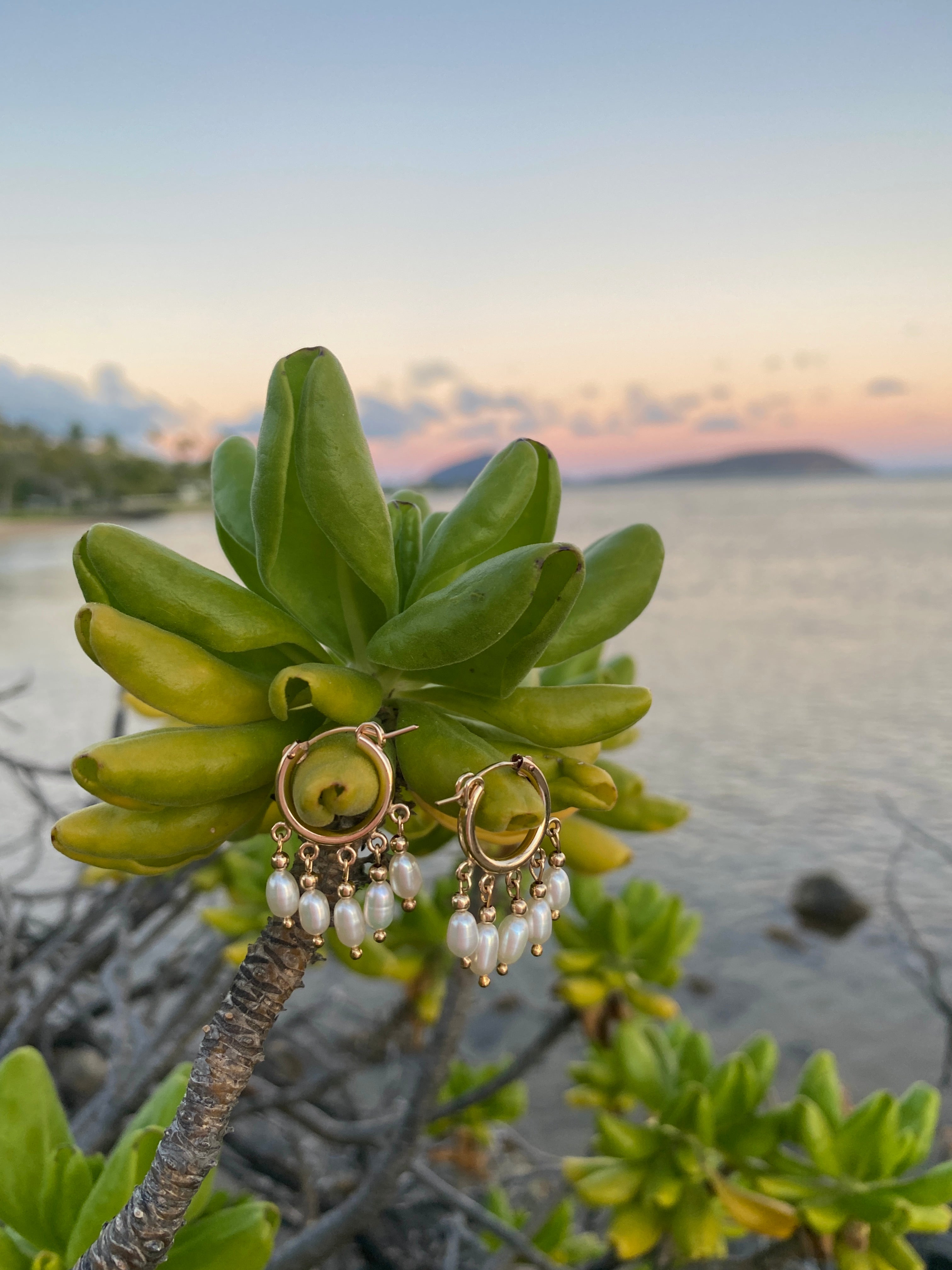 Snowflake Pearl Gold Hoop Earrings